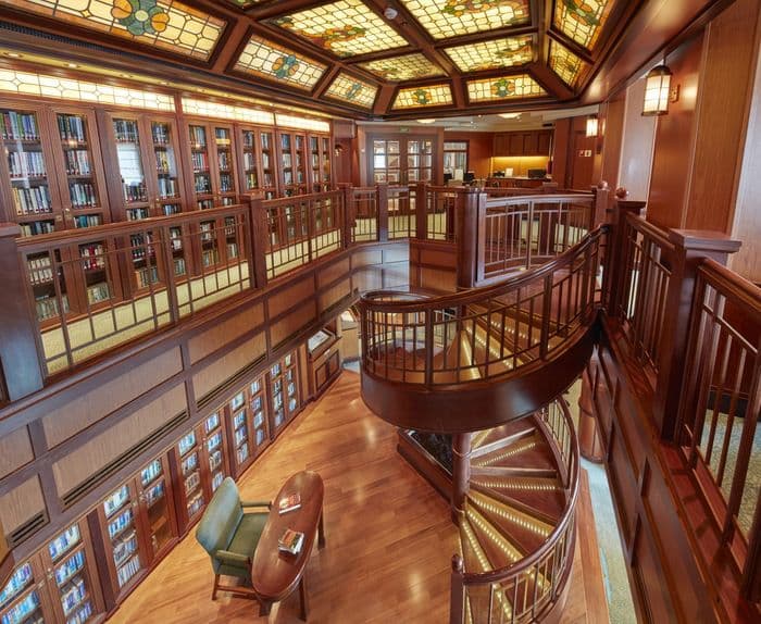 Cunard Line QV Library.jpg